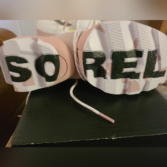 Shoes - Picture 3 of 3